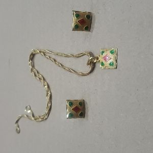 Necklace and earings